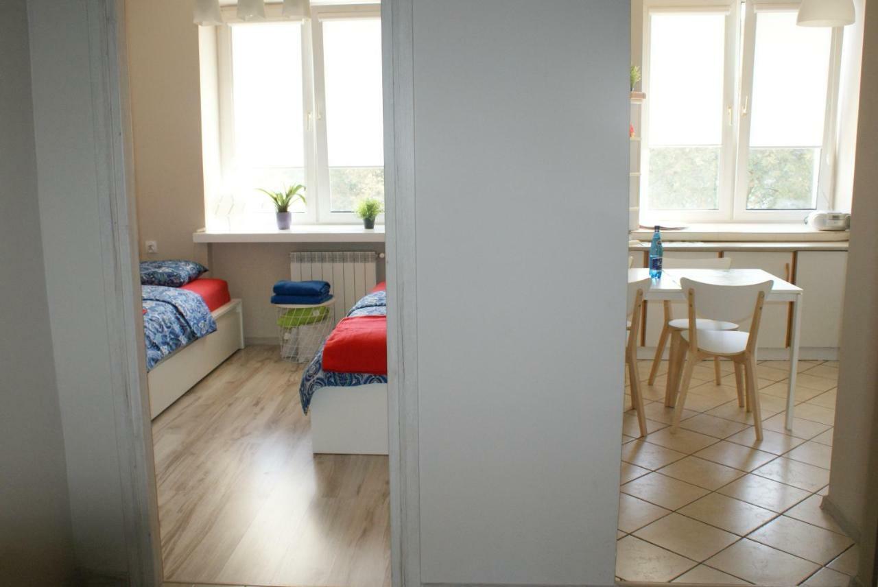 Apartament Grochowska Warszawa Esterno foto