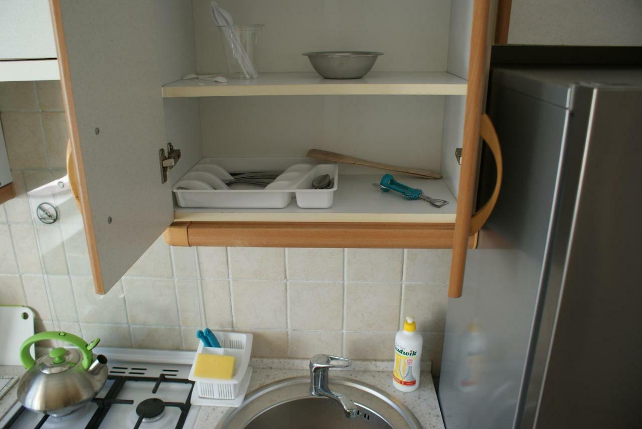 Apartament Grochowska Warszawa Esterno foto