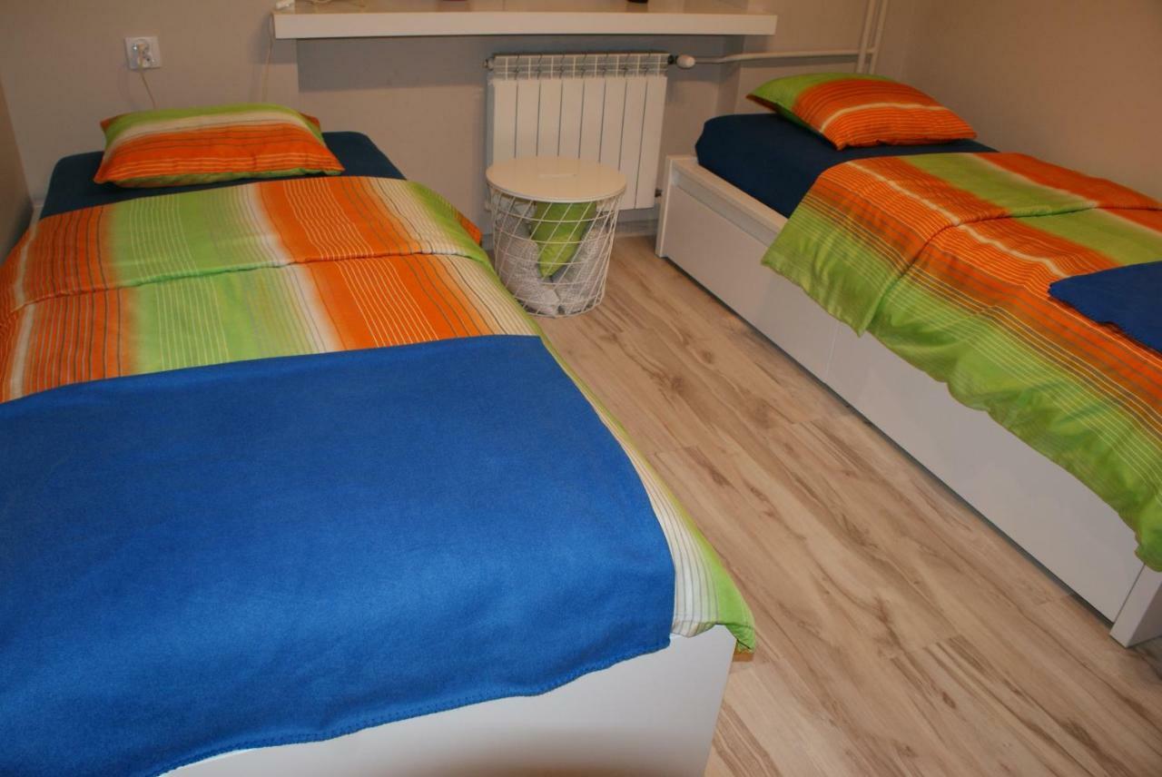 Apartament Grochowska Warszawa Esterno foto