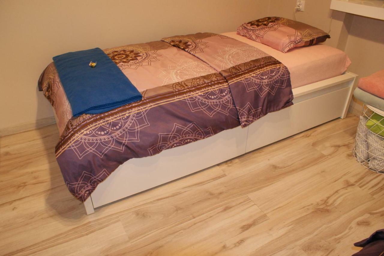 Apartament Grochowska Warszawa Esterno foto